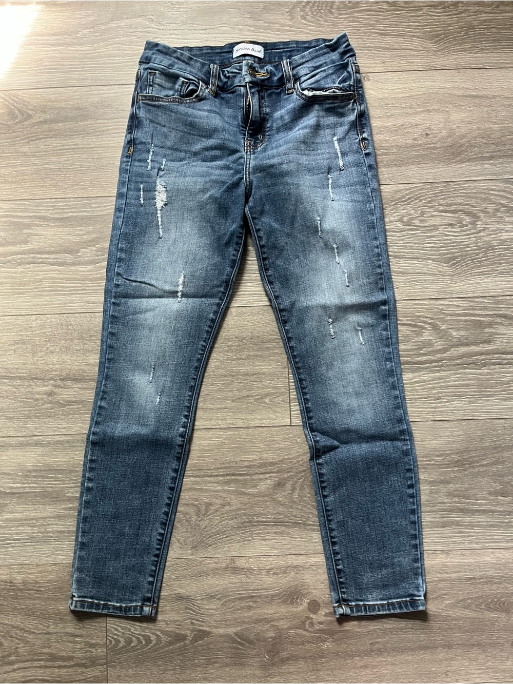 Studio Blue Skinny Distressed Medium Was Classic Denim Jeans Size 28” Casual